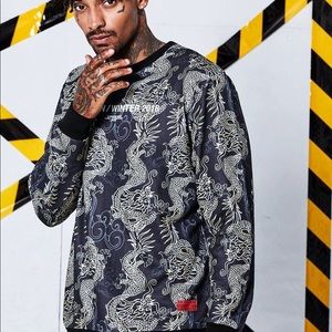 Dragon design sweatshirt